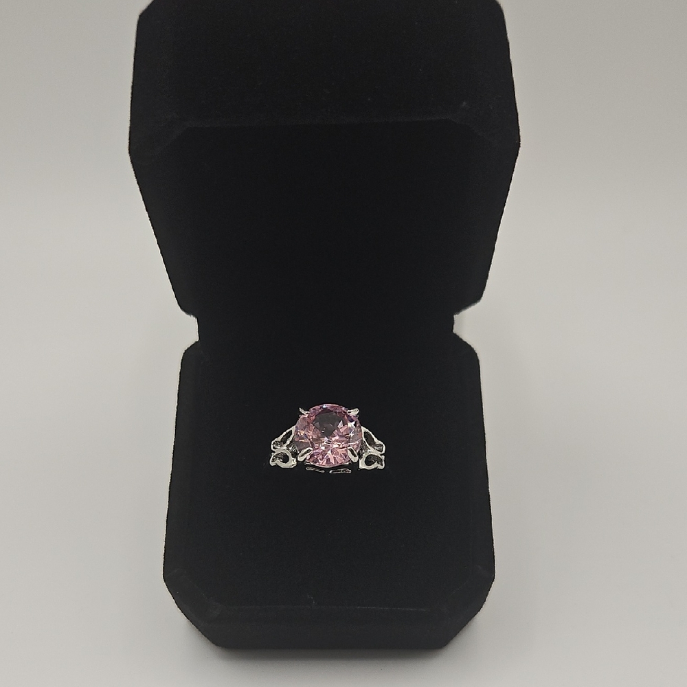 Source Unknown Silver Ring With Pink Stone - image 1